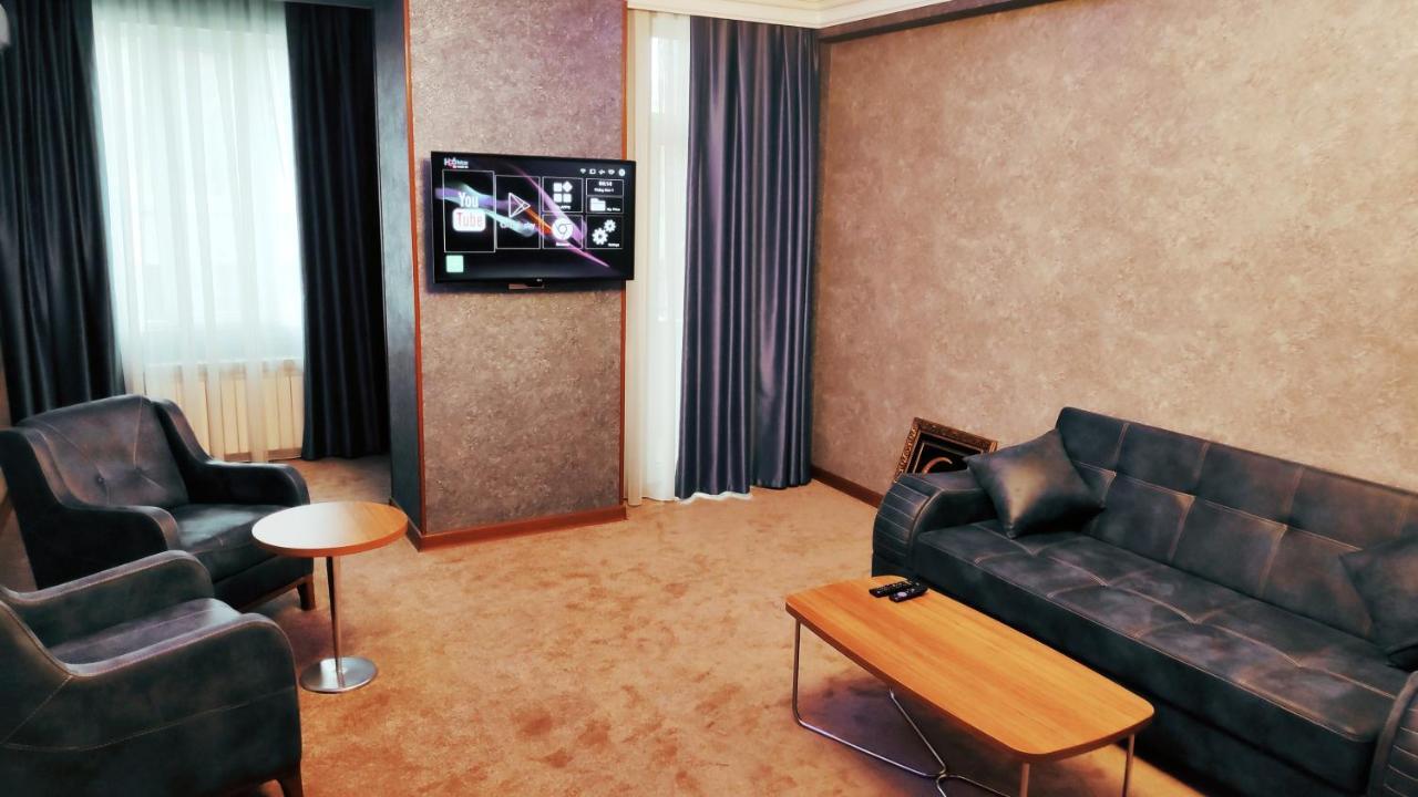 Royal Sapphire Hotel Baku Extérieur photo