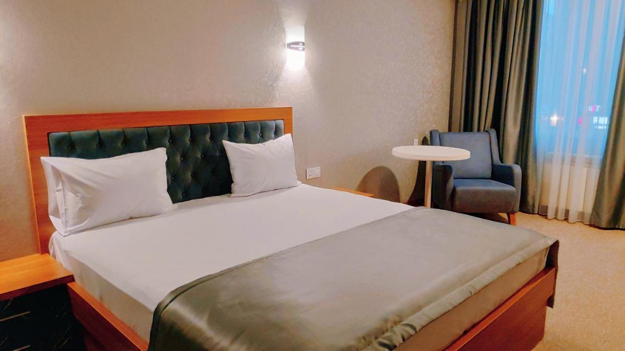 Royal Sapphire Hotel Baku Extérieur photo