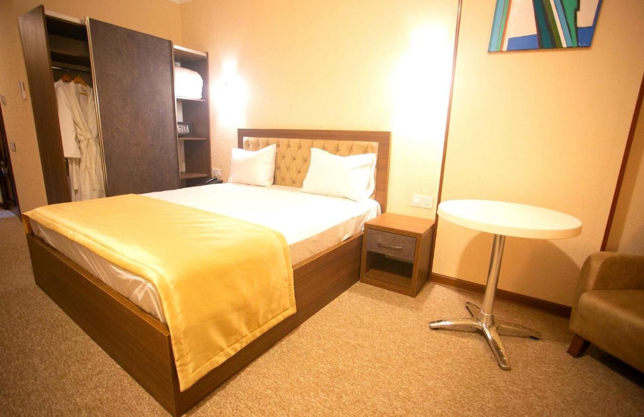 Royal Sapphire Hotel Baku Extérieur photo