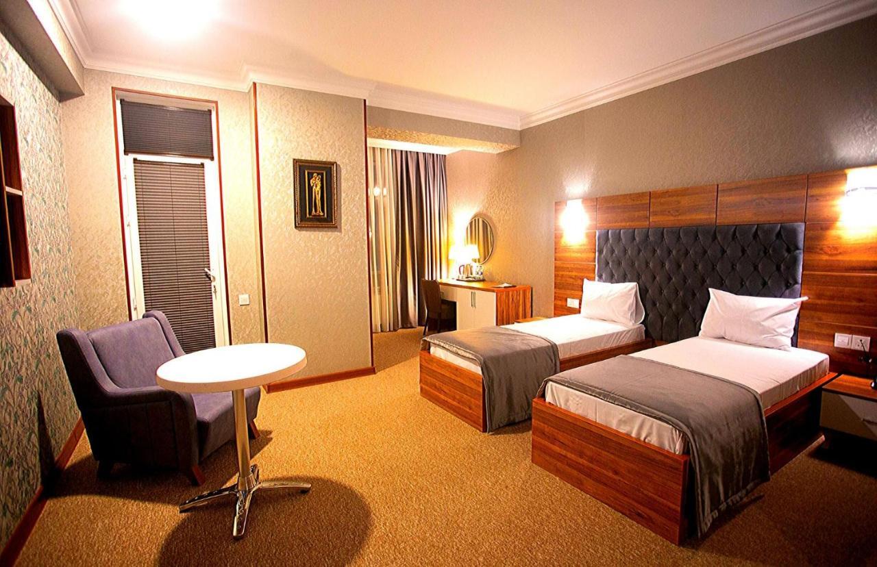 Royal Sapphire Hotel Baku Extérieur photo
